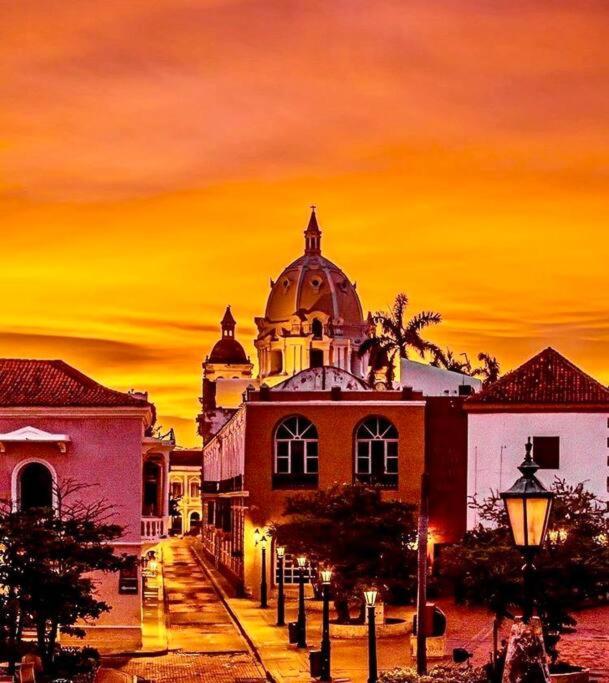 Luxury Apartamento Ubicacion Central Y Piscina. Cartagena Ngoại thất bức ảnh